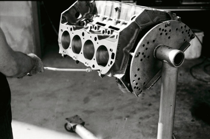 Bill Thomas 427 Camaro Engine 14