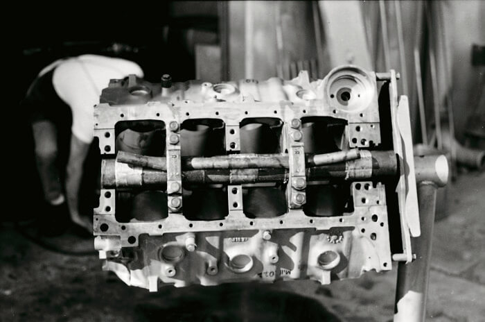 Bill Thomas 427 Camaro Engine 9