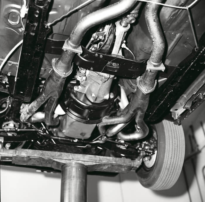 Bill Thomas 427 Camaro Engine Install 28