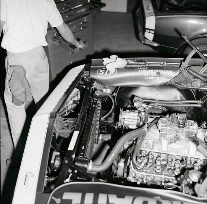 Bill Thomas 427 Camaro Engine Install 9